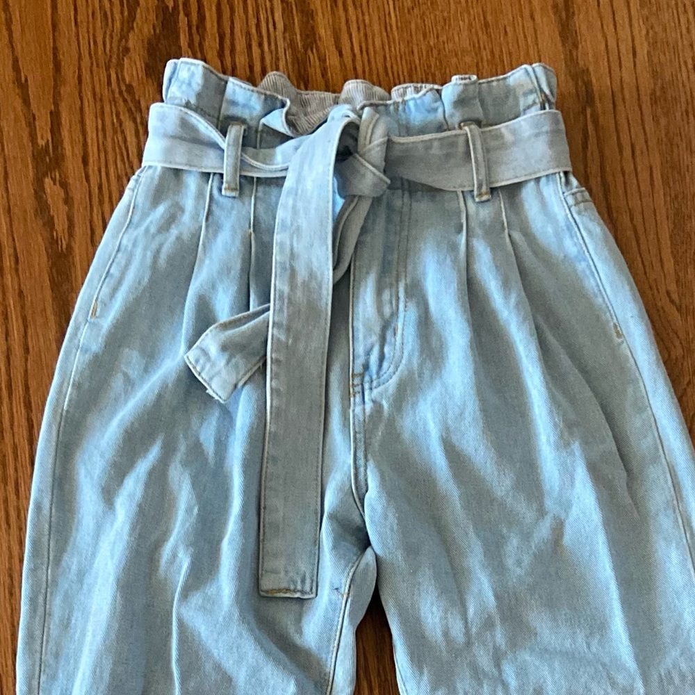 Forever 21 paper bag high waisted jeans